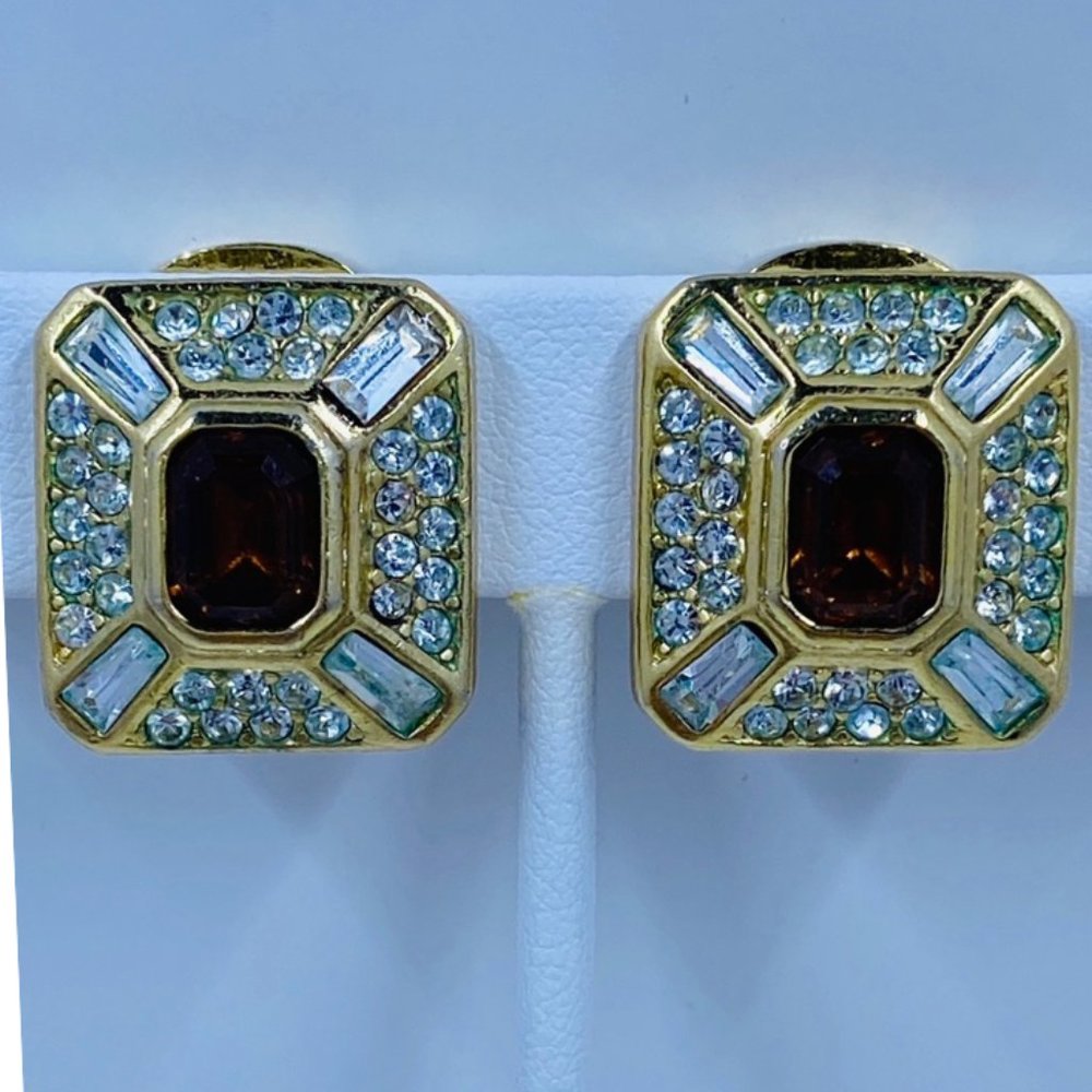 CHRISTIAN DIOR Vintage Clip Earrings